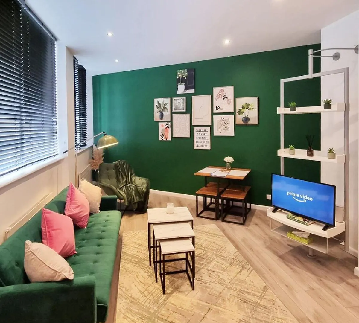 Brighton Pavilion Modern Apartment Near The Beach - Parking Available